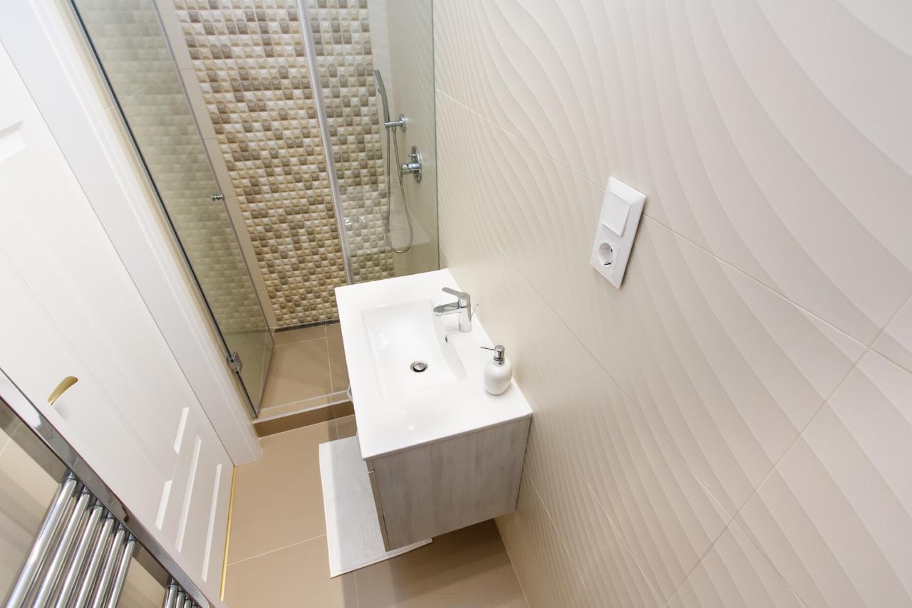 Jenny Luxury Two Bedrooms Apartment. บูดาเปสต์ ภายนอก รูปภาพ